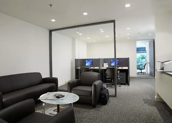 Oakwood Sukhumvit 24 4*