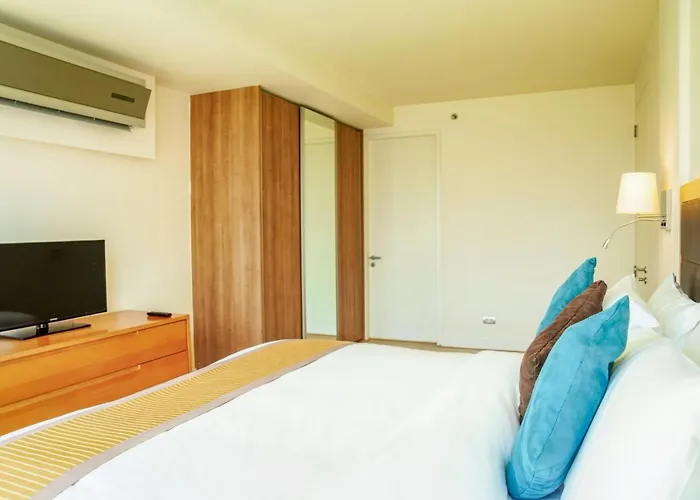Oakwood Sukhumvit 24