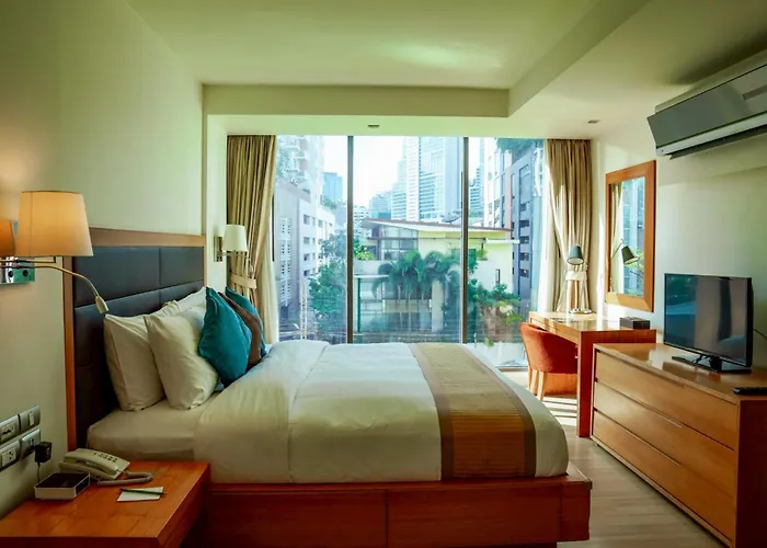 Oakwood Sukhumvit 24 4* Bangkok