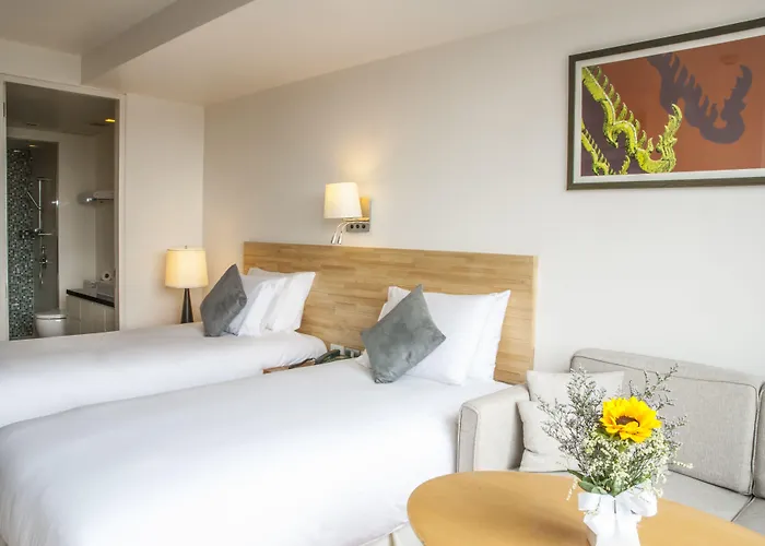 Oakwood Sukhumvit 24 Bangkok