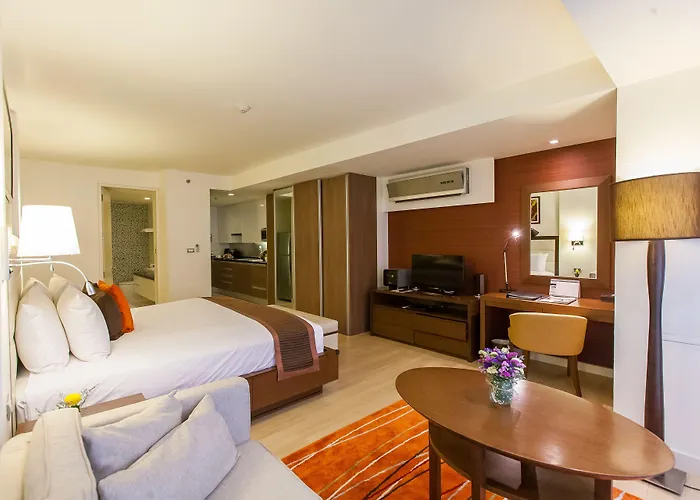 Oakwood Sukhumvit 24 Hotel Bangkok