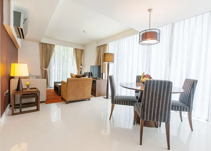 Hotel Oakwood Sukhumvit 24 4*