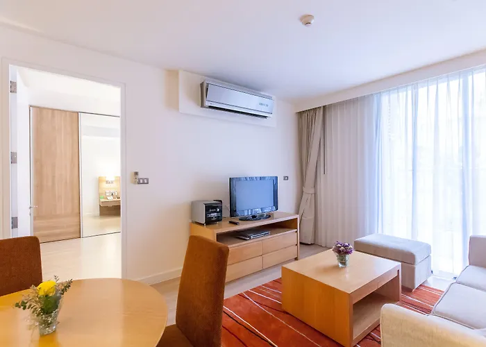 Oakwood Sukhumvit 24