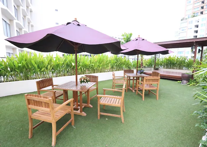 Oakwood Sukhumvit 24