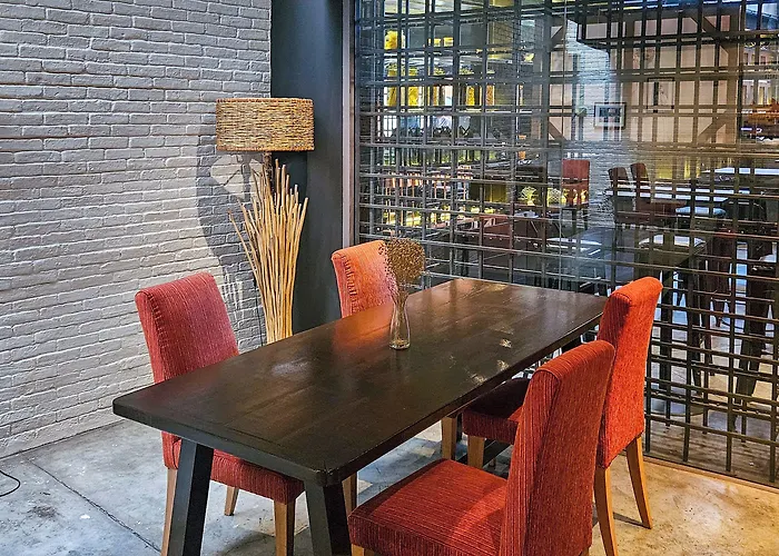 Oakwood Sukhumvit 24