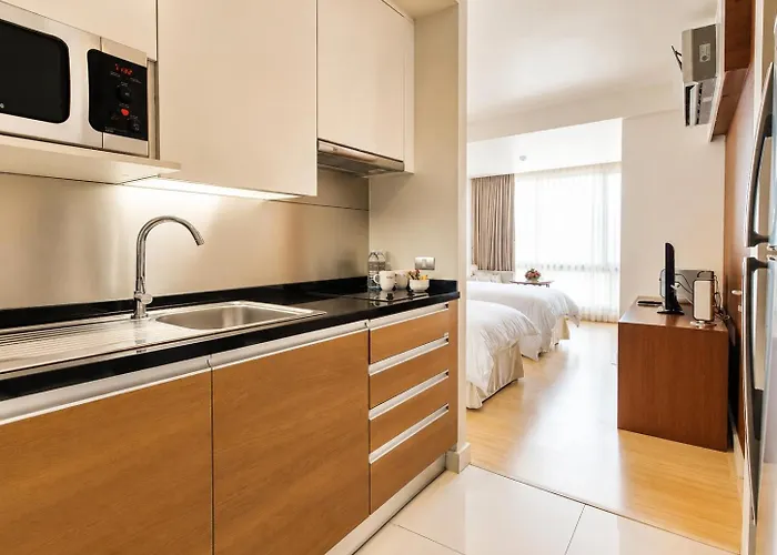 Oakwood Sukhumvit 24
