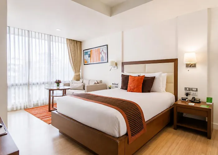 Oakwood Sukhumvit 24 호텔 4*