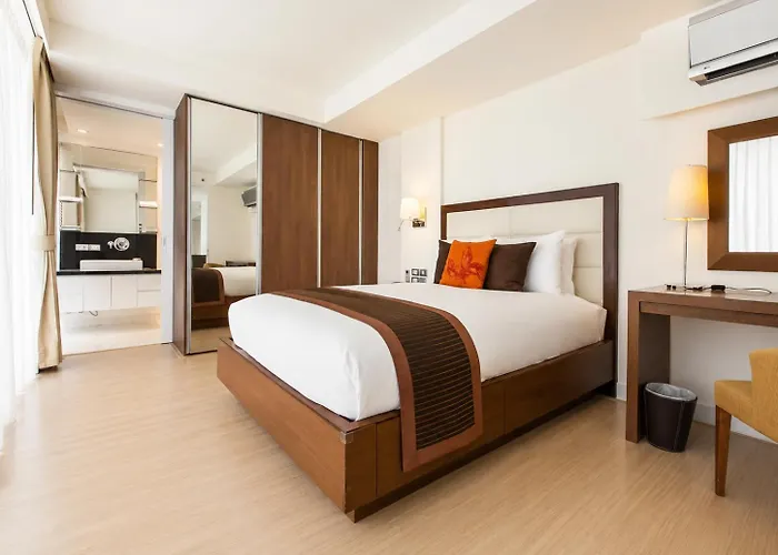 Oakwood Sukhumvit 24 Hotell Bangkok