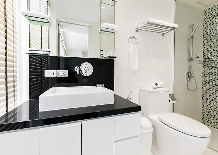 Oakwood Sukhumvit 24 4*