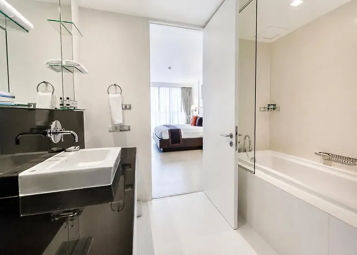 Oakwood Sukhumvit 24 4*
